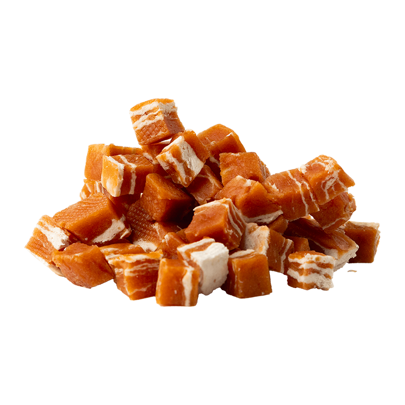 Detail pamlsku Magnum Dog Food Chicken & Cod Cubes